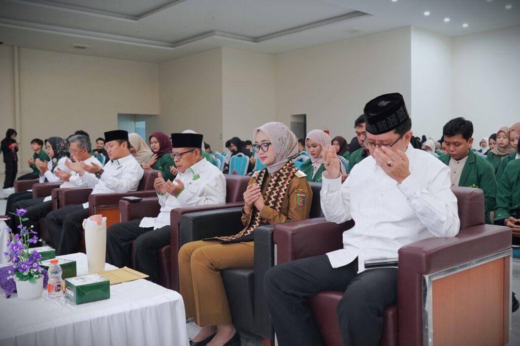 Kuliah Umum (Studium Generale) Fakultas Dakwah dan Ilmu Komunikasi (FDIK) Universitas Islam Negeri (UIN) Raden Intan Lampung