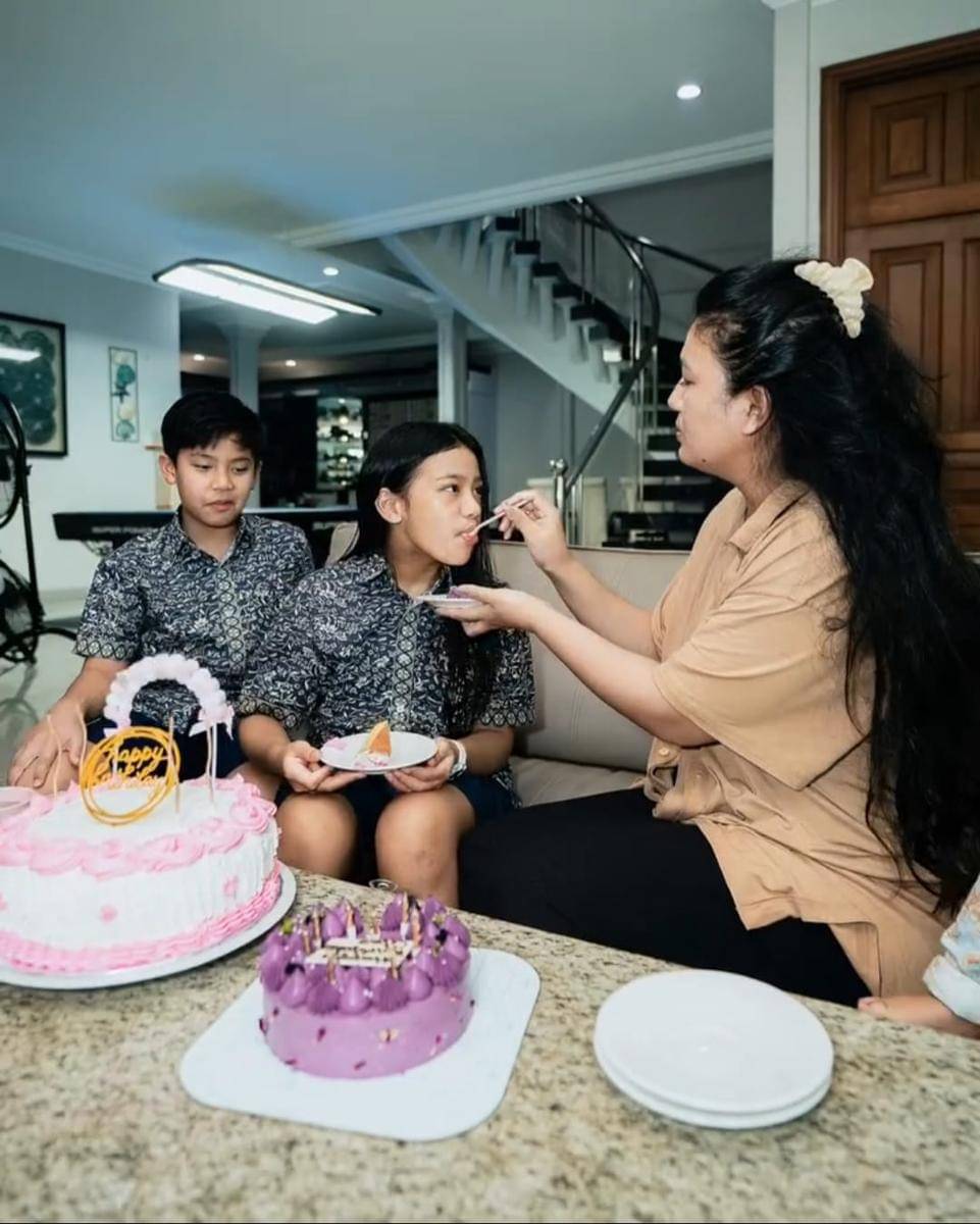 Kejutan ulang tahun Cleo ke-11