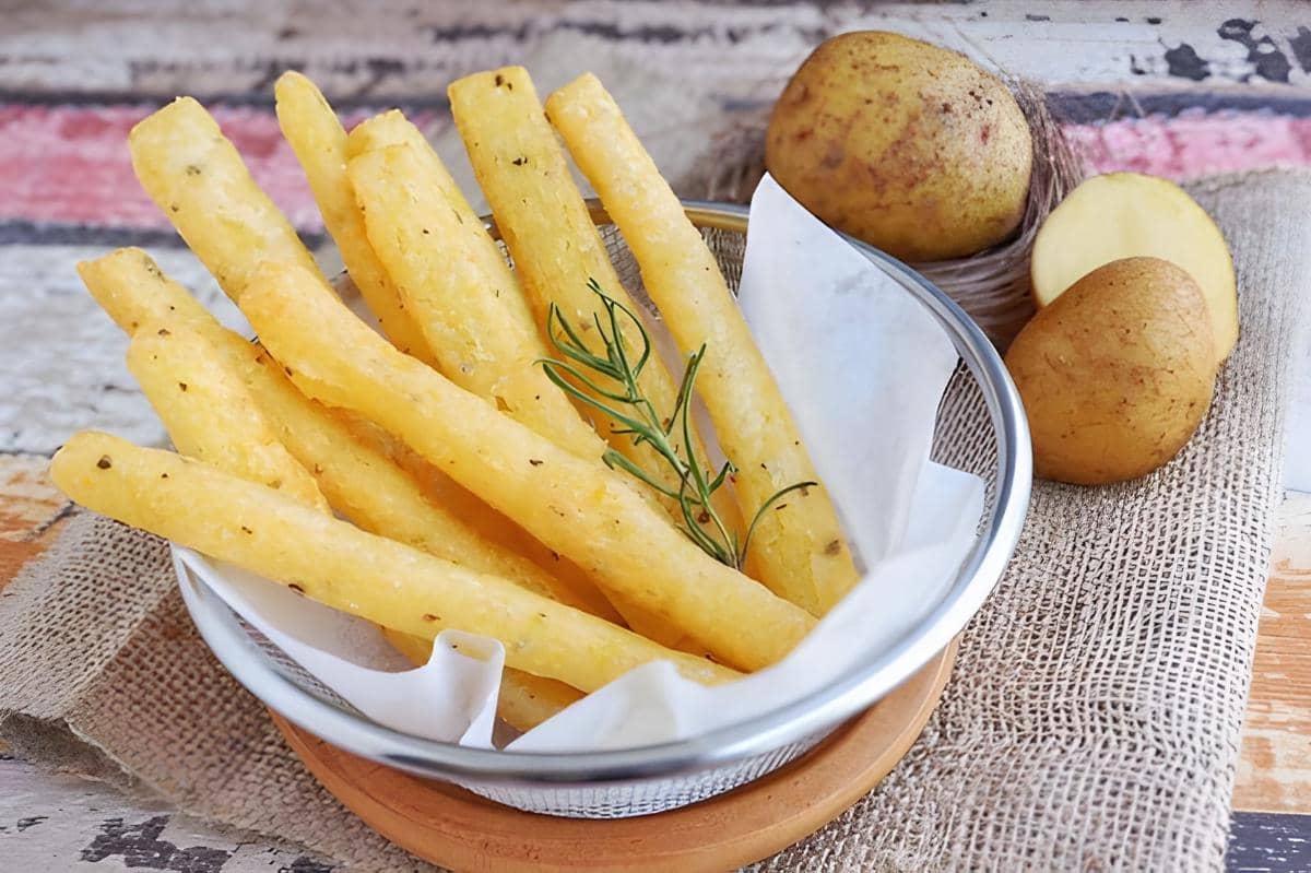 Resep Stik Kentang Keju, Camilan Renyah yang Dijamin Bikin Ketagihan!