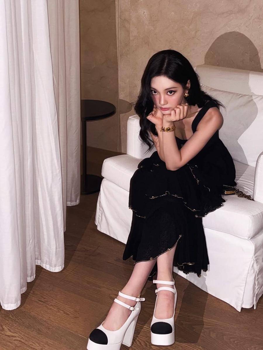 Outfit ala Ningning aespa