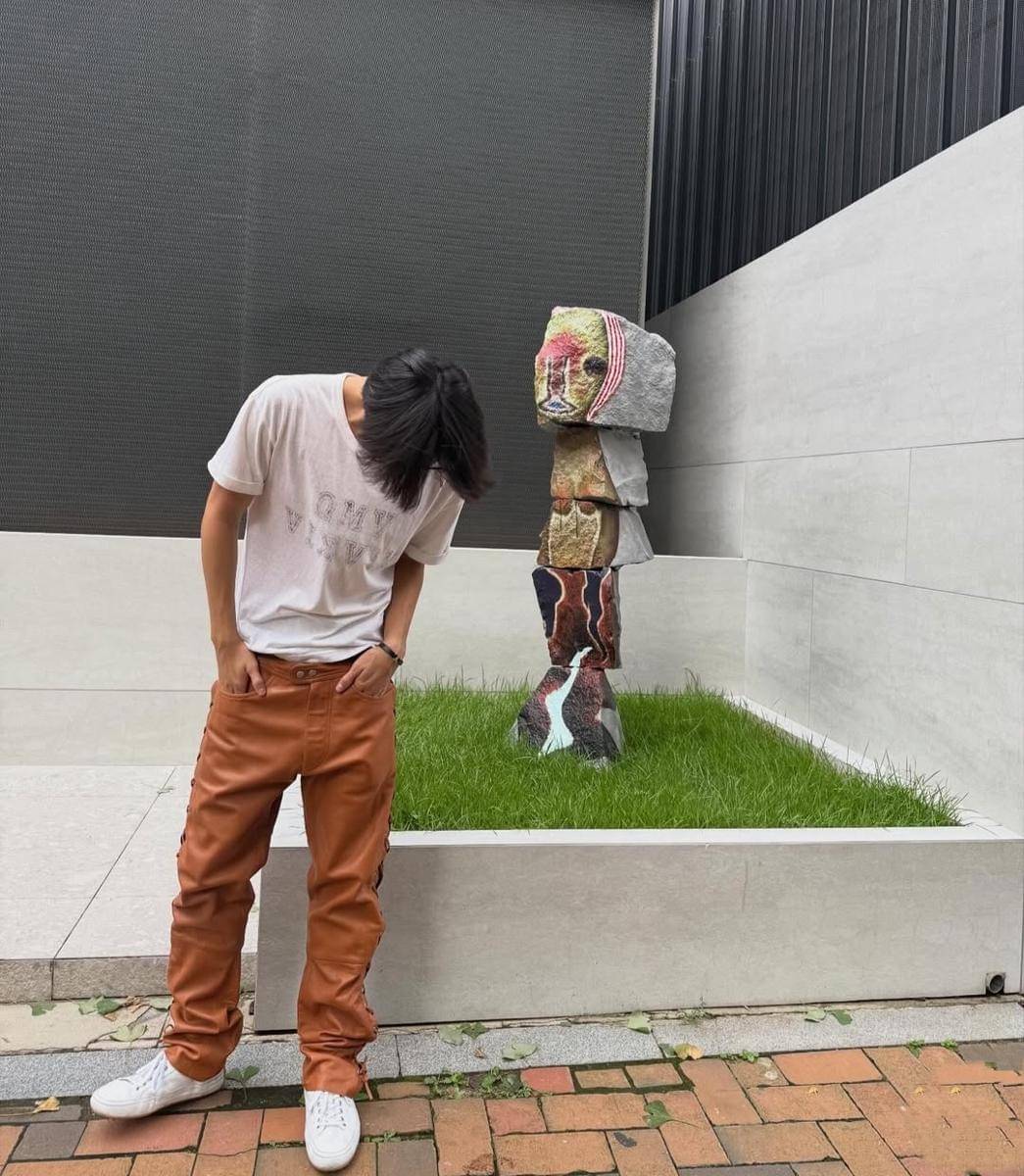 OOTD ala Jungwoo NCT.