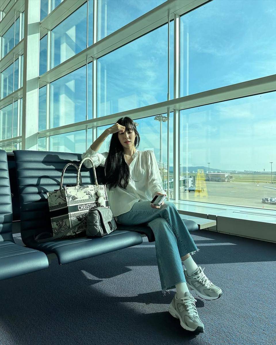 padu padan outfit putih ala Tiffany SNSD