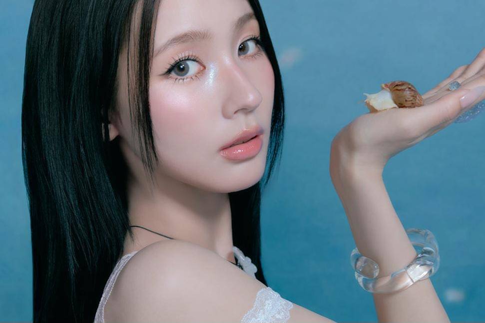 potret Miyeon i-dle 