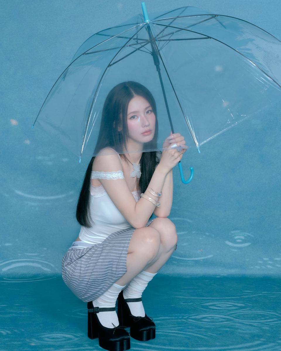 potret Miyeon i-dle
