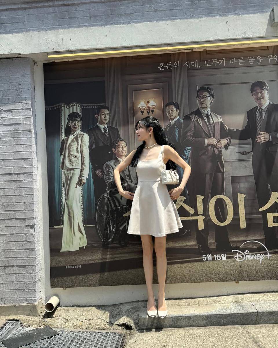 padu padan outfit putih ala Tiffany SNSD