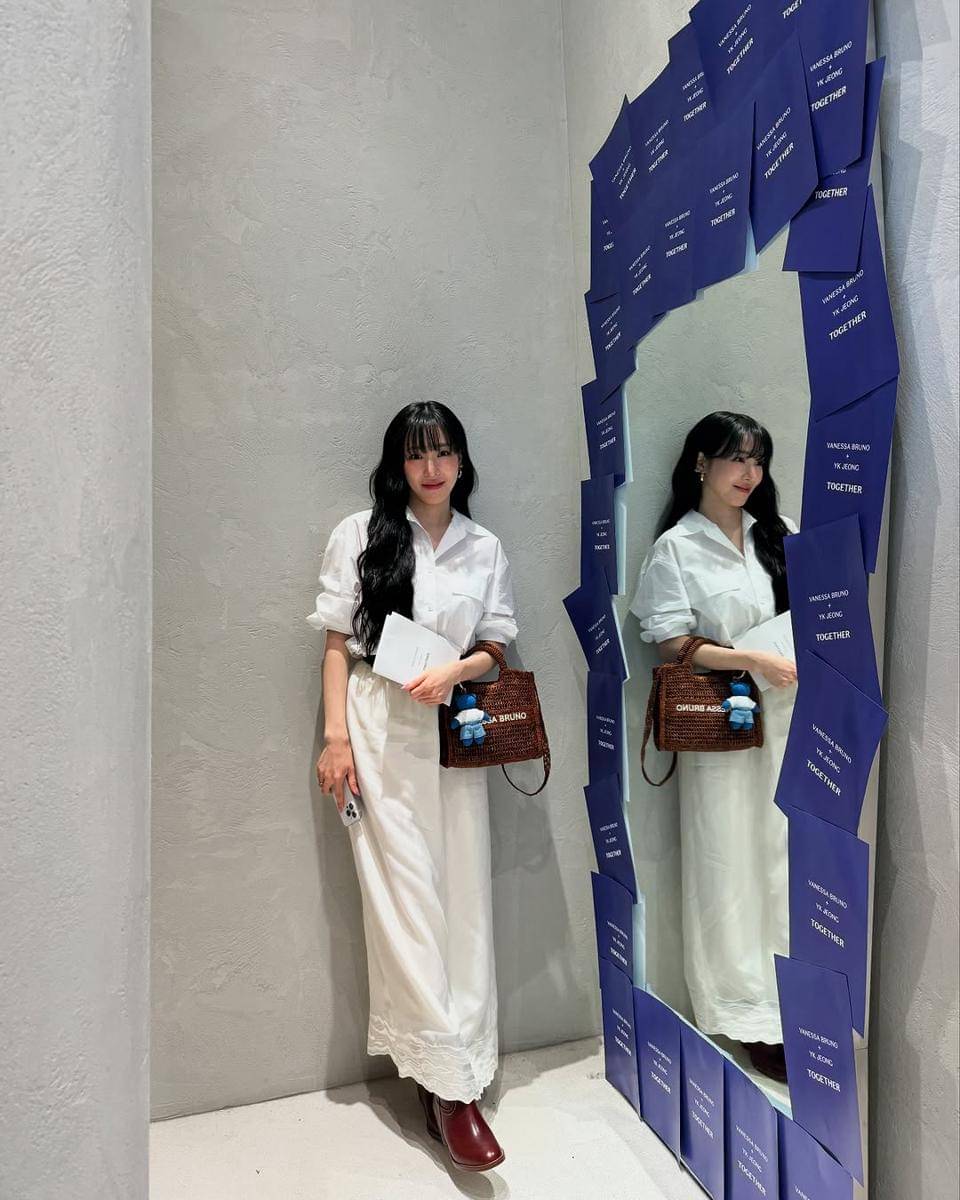 padu padan outfit putih ala Tiffany SNSD