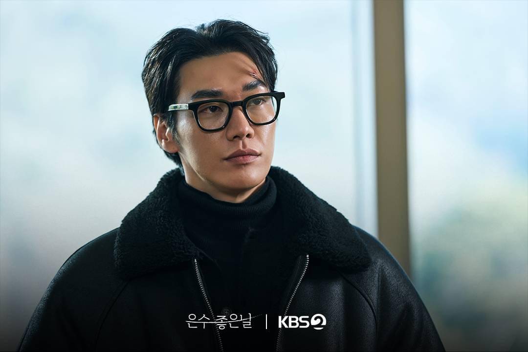 Cuplikan drama Korea Walking on Thin Ice