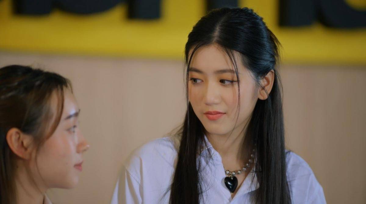 Noon COSMOS SUN dalam cuplikan Flirt Milk.