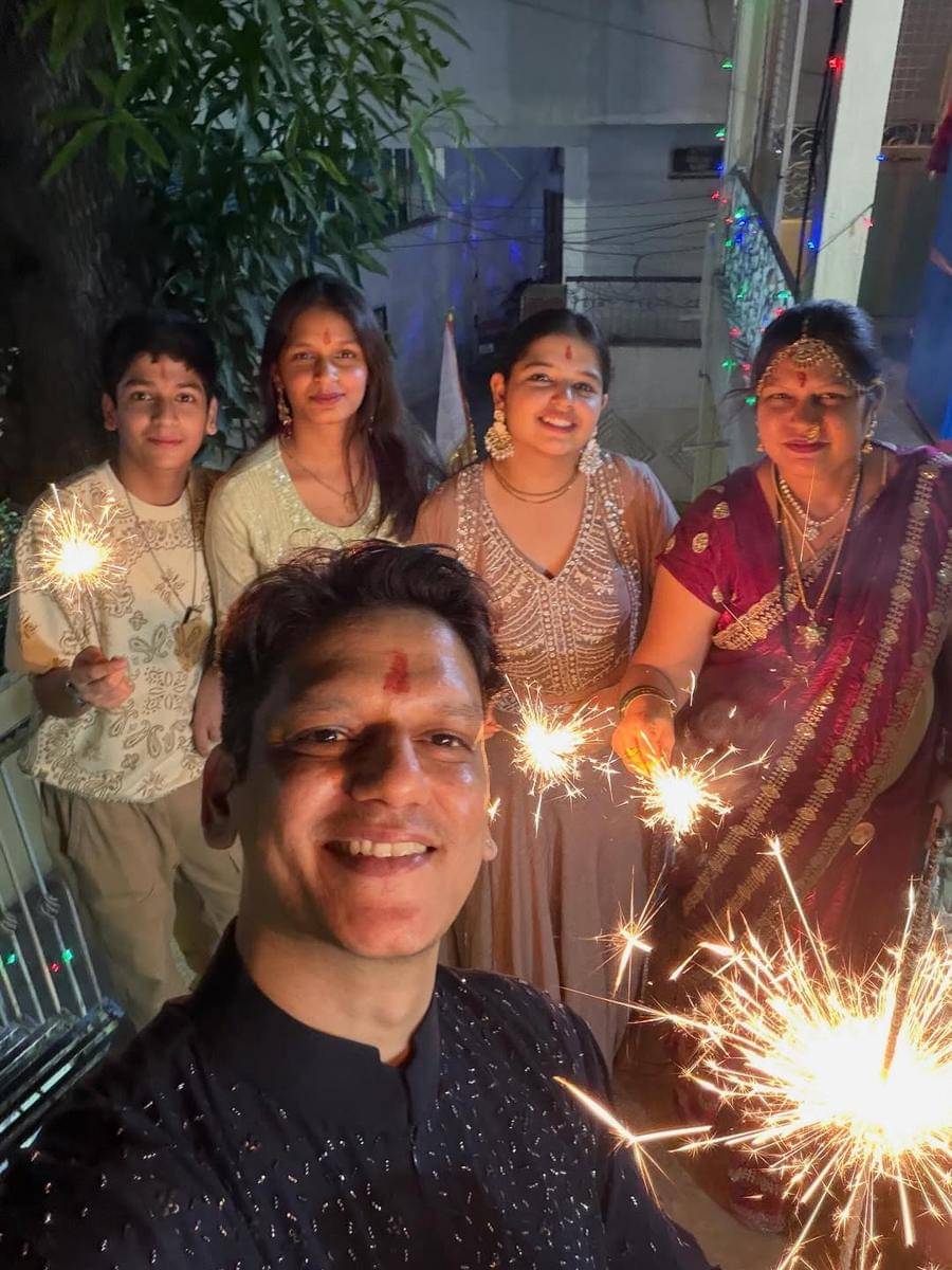 keluarga Vijay Varma