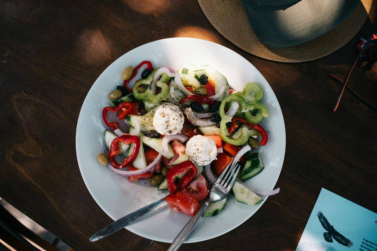 ilustrasi greek salad
