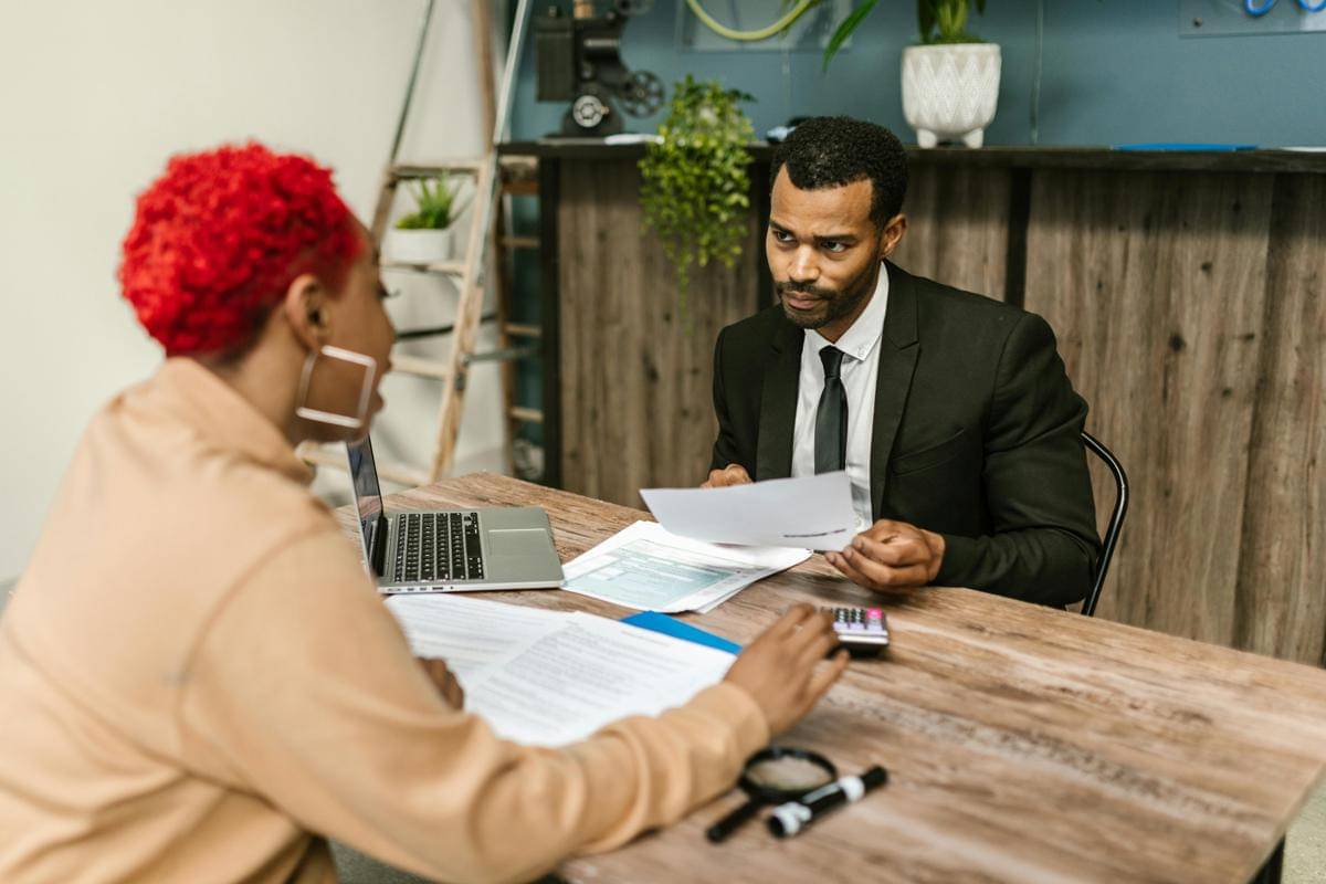 mengapa merasa overqualified bisa jadi boomerang saat interview?