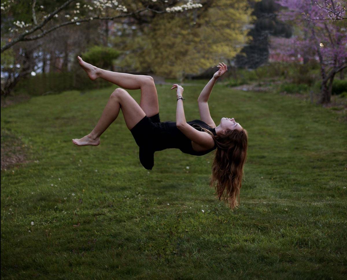 Apa yang Terjadi Jika Gaya Gravitasi di Bumi Berkurang Setengahnya