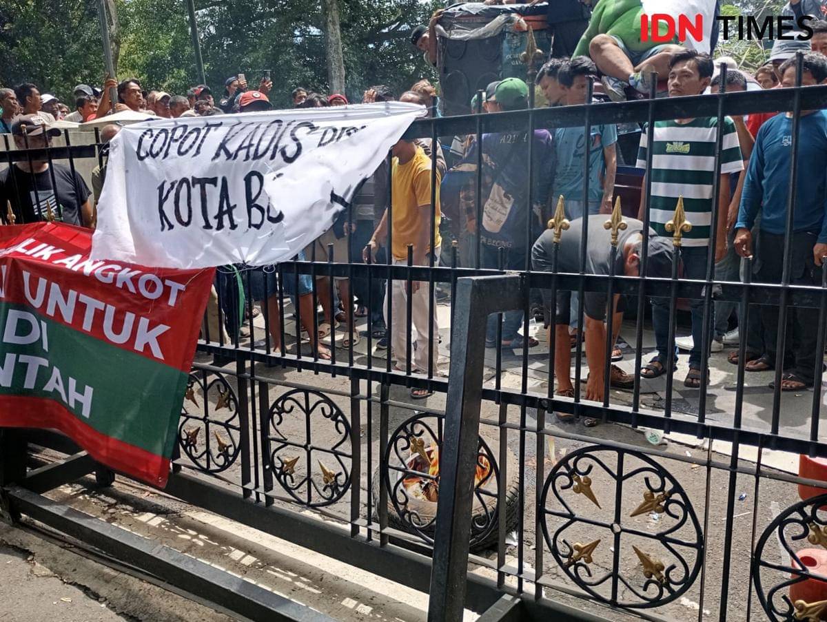 demo angkot.jpeg