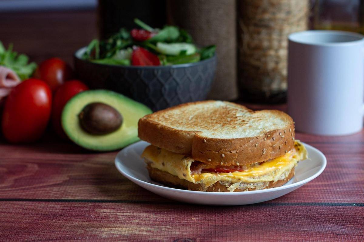 Potret sandwich telur mayo