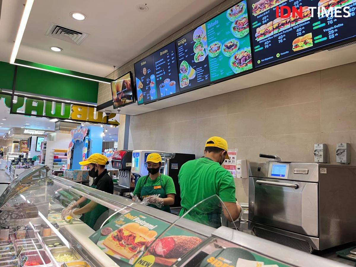 Potret outlet Subway di Senayan City, Jakarta Pusat