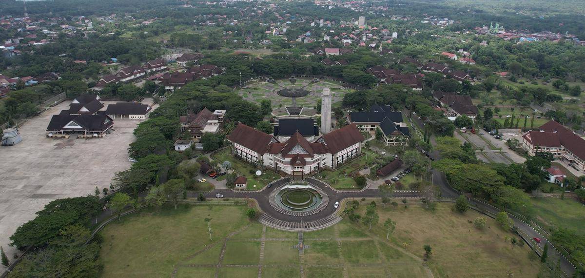 Kantor Pemerintahan Kabupate Kubar.