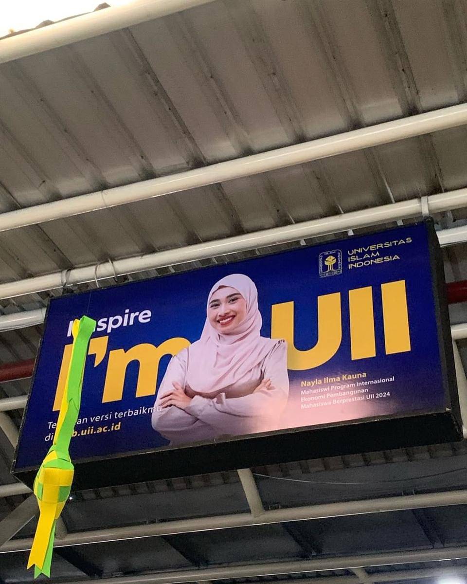 Potret Nayla Ilma, mahasiswa berprestasi UII