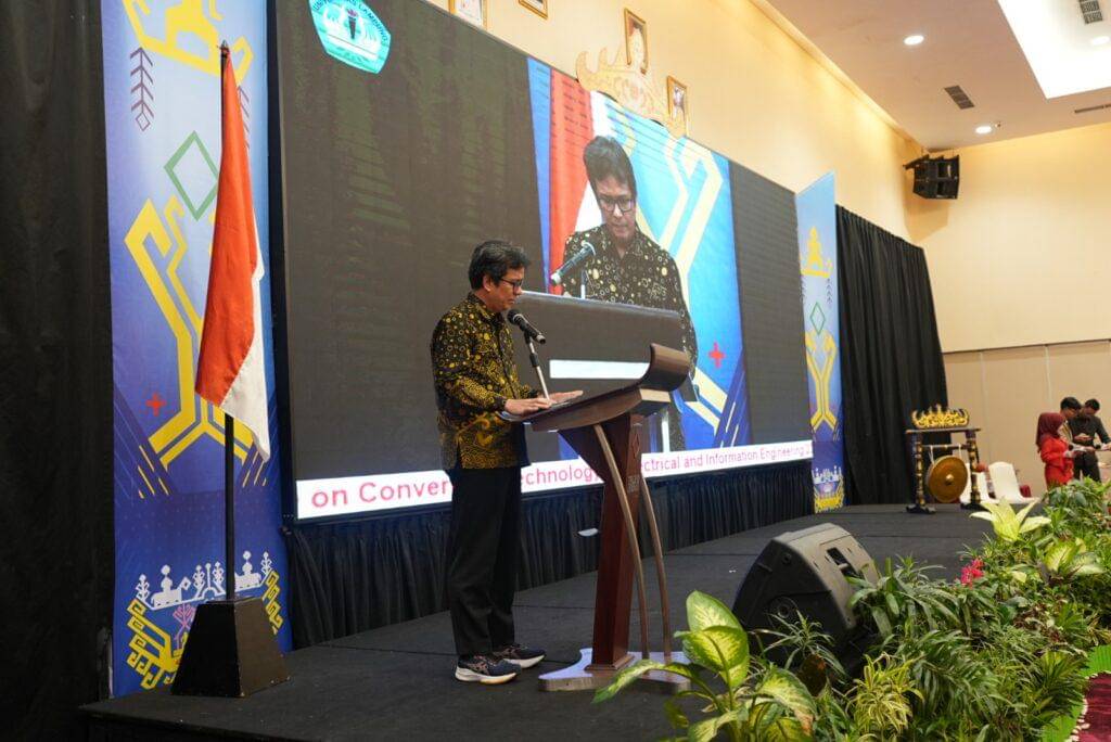 Fakultas Teknik (FT) Universitas Lampung (Unila) Selenggarakan Konferensi Internasional Ketiga Tentang Teknologi Konvergensi dalam Teknik Elektro dan Informatika (ICCTEIE 2025)