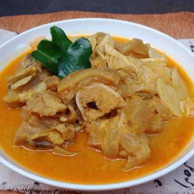 Gulai Tunjang menu nasi padang terpopuler