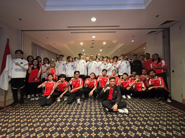 Para Atlet Esports Muda Indonesia untuk Asian Youth Games 2025 bersama Para Atlet Esports Indonesia untuk SEA Games 2025 Thailand Saat Pelepasan di Lokasi Pelatnas.png
