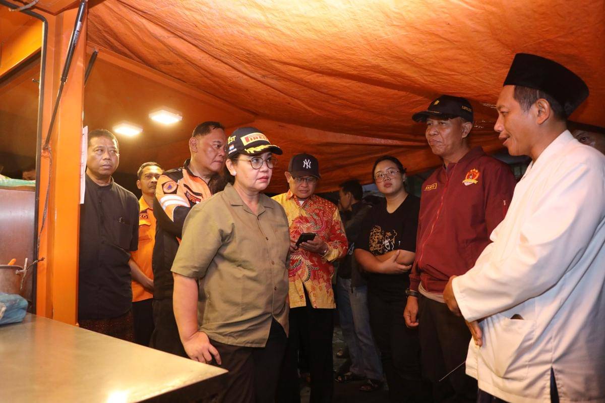 banjir, banjir semarang, banjir genuk