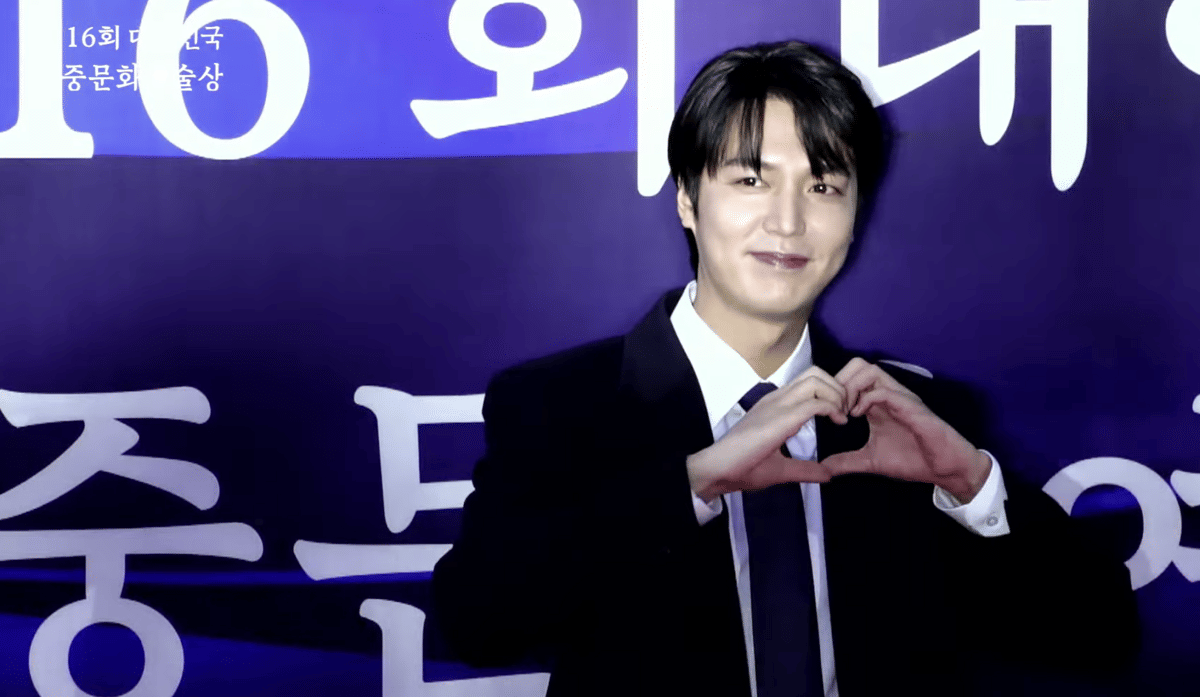 potret artis di Korea Culture and Arts Awards 2025 (youtube.com/thekpop)