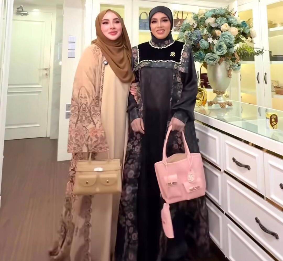 potret silaturahmi Shella Saukia dan Melda