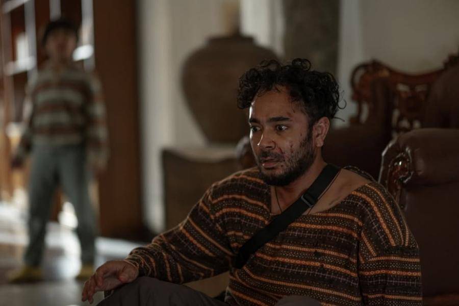 potongan gambar film Abadi Nan Jaya