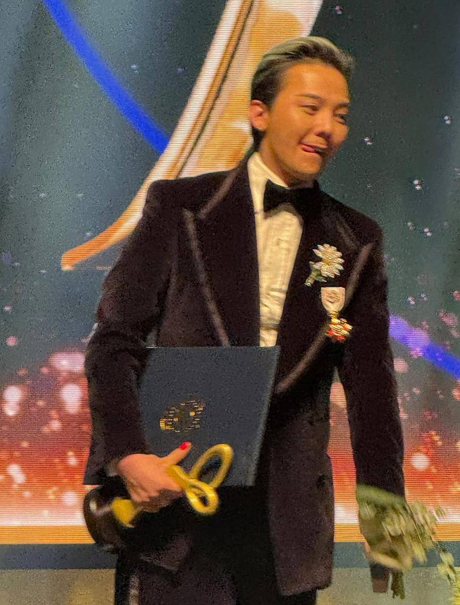 potret G-Dragon di Korea Populer Culture and Arts Awards 2025