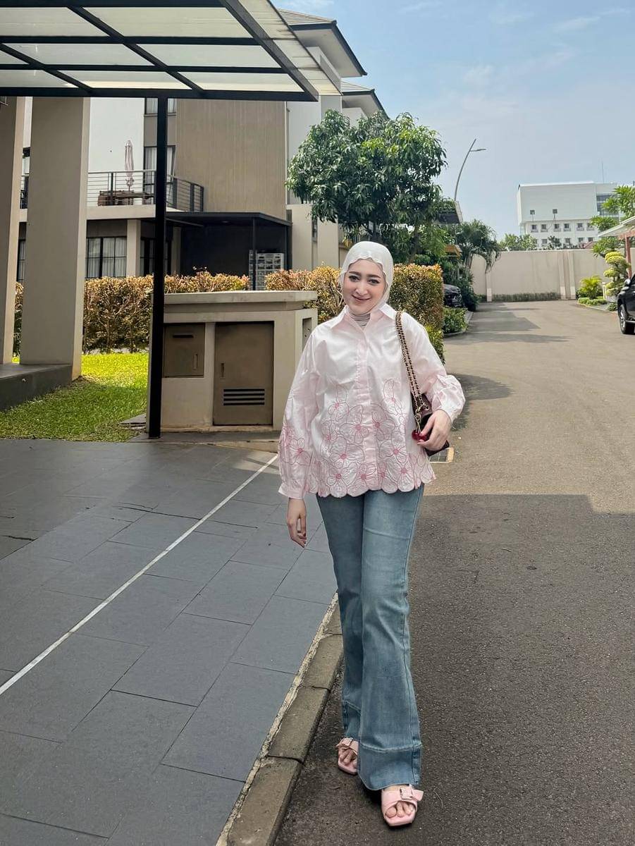 mix and match celana jeans ala Seviq Febinita