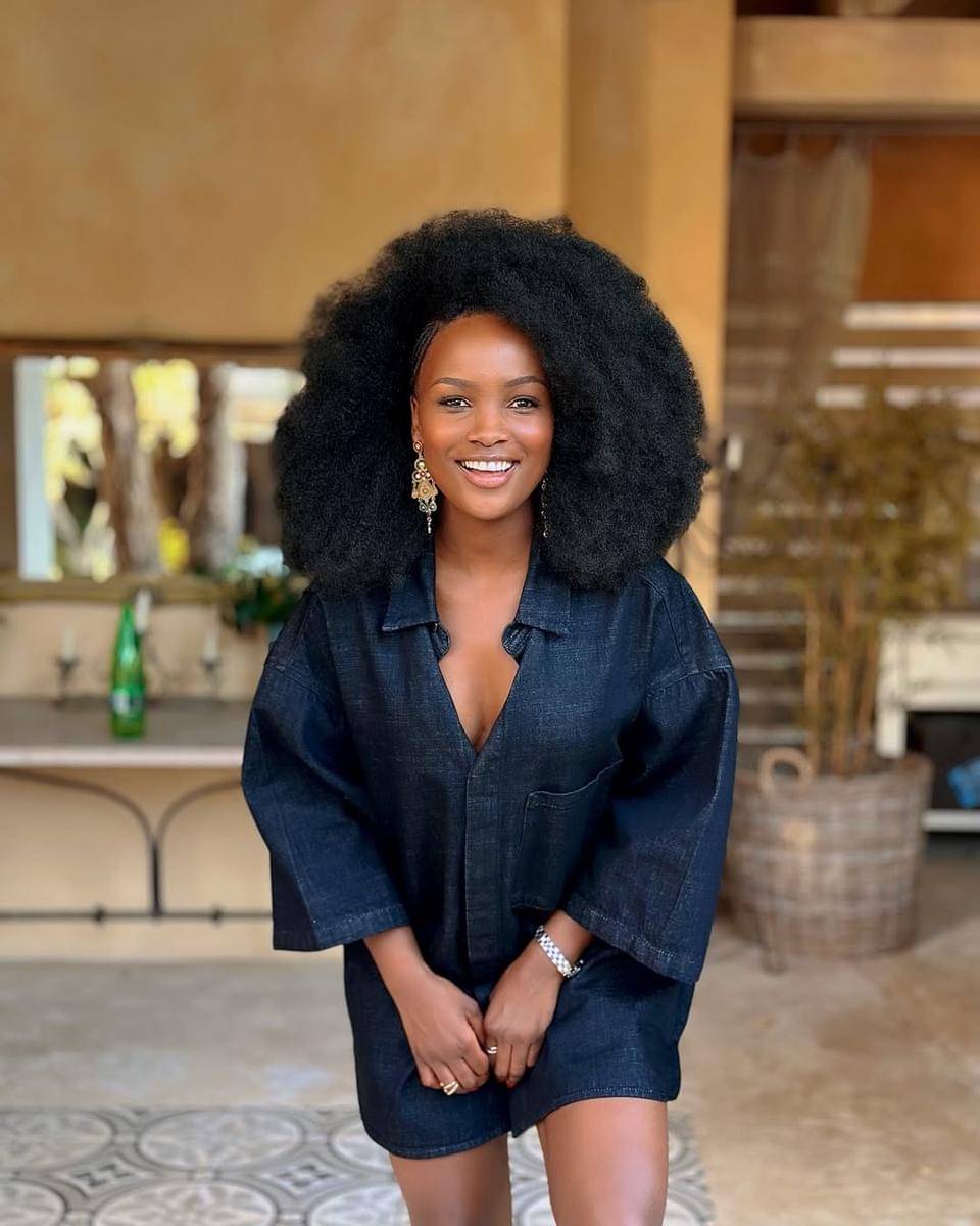 potret Melissa Nayimuli, Miss Universe Afrika Selatan 2025 