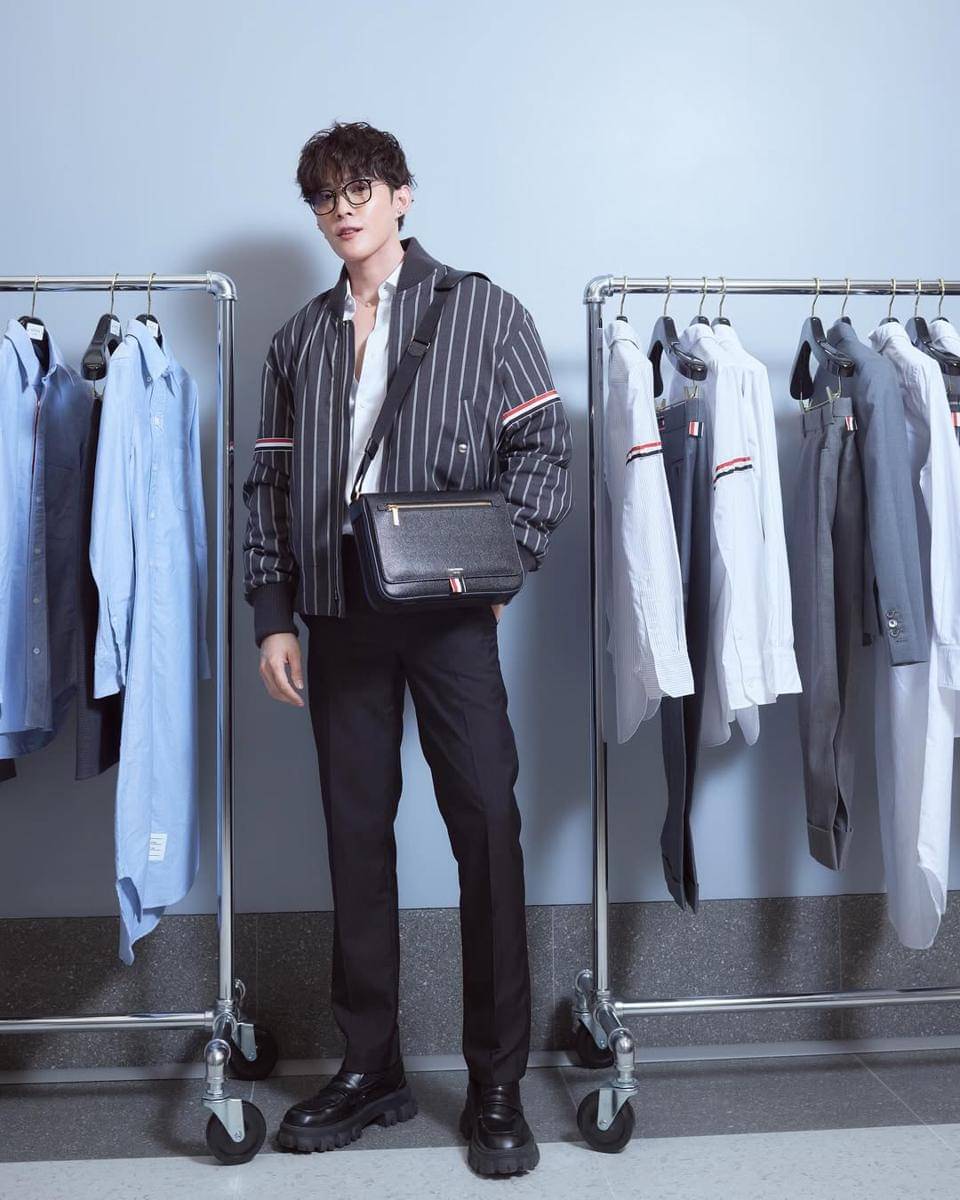 Style Pakai Tas ala Tod Panapong