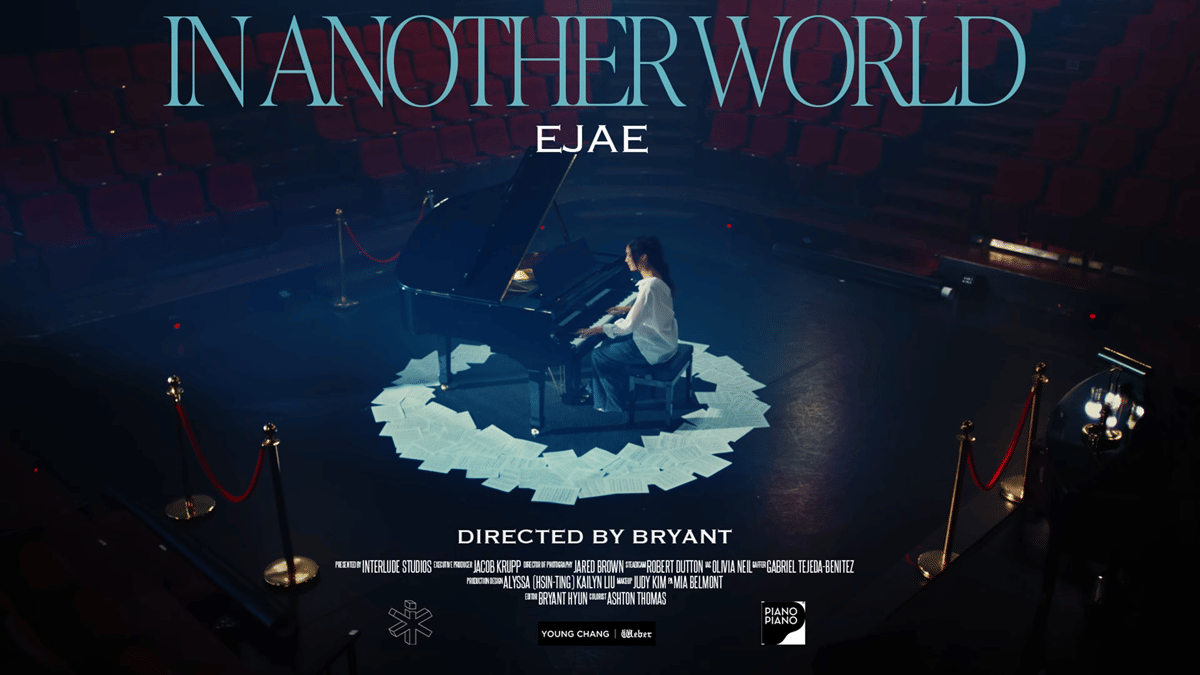 Ejae di MV In Another World (youtube.com/ejaeofficial)