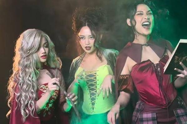 Pemotretan Halloween Erika Carlina, Fuji dan Rachel Vennya