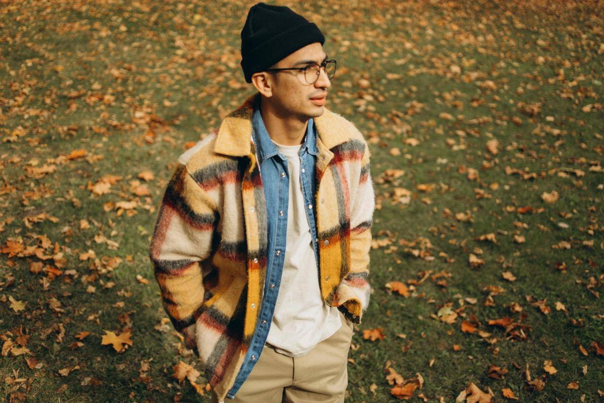 ilustrasi jaket denim kemeja flanel