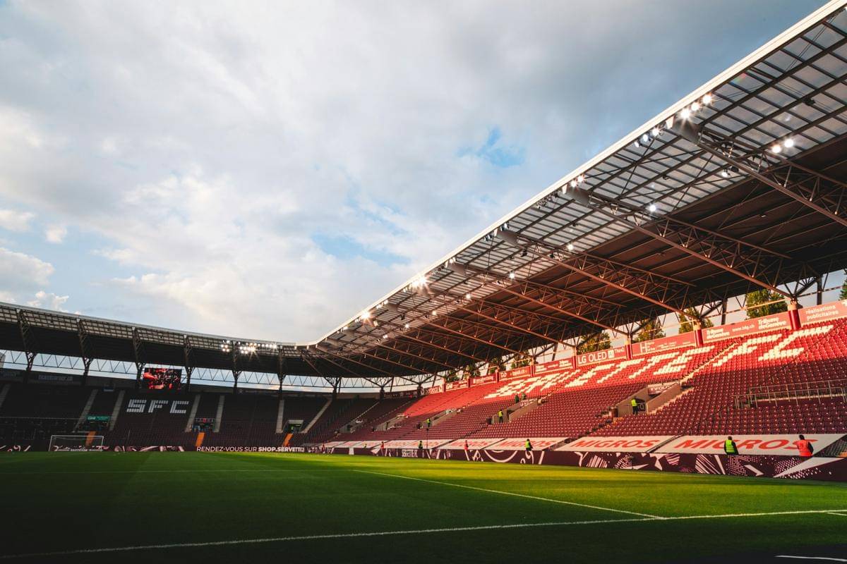 ilustrasi stadion sepak bola