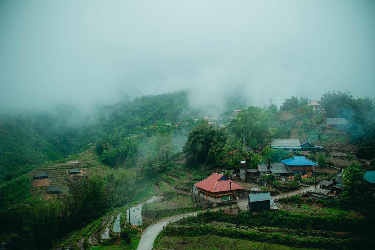 ilustrasi kabut di Sa Pa, Vietnam