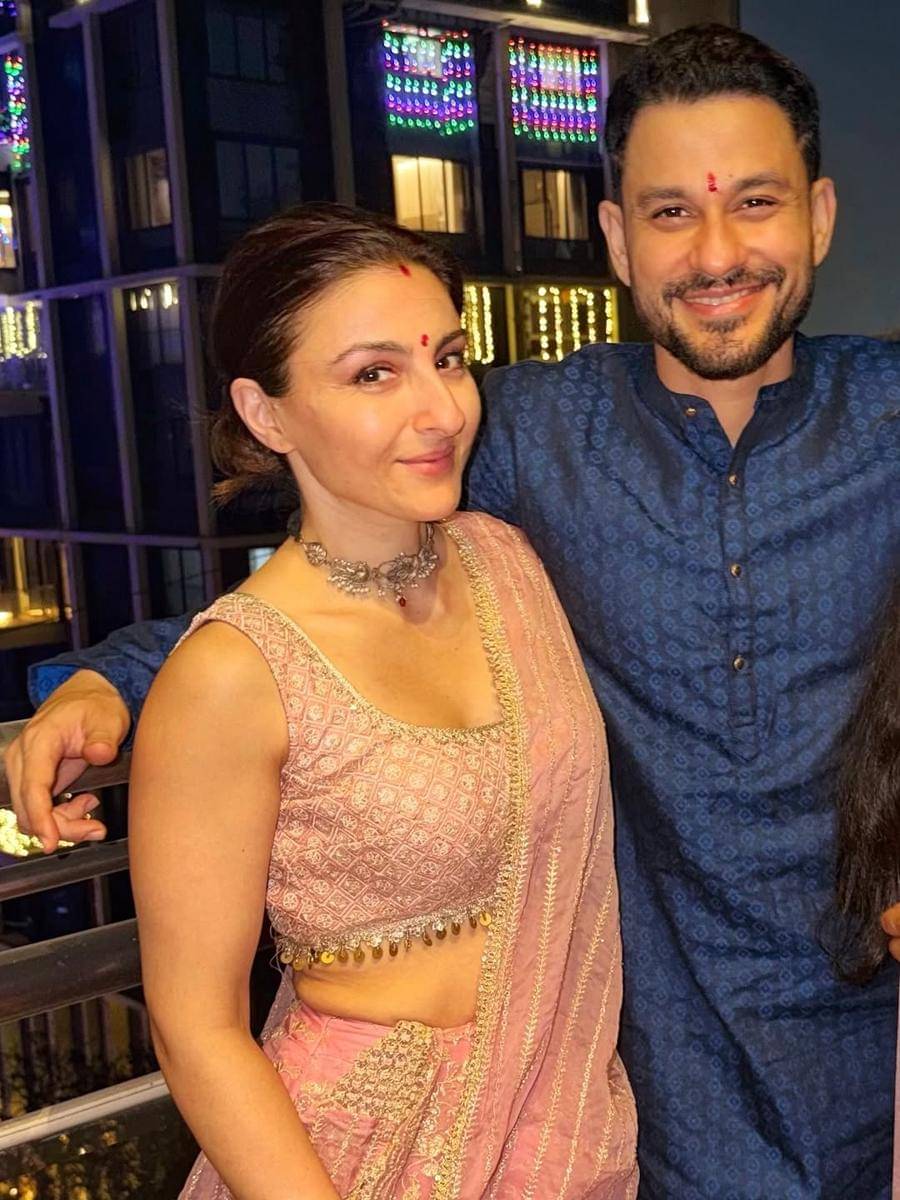 Soha Ali Khan dan suami