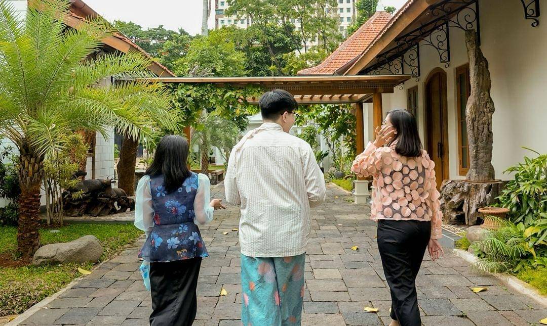 outdoor Cikini 82