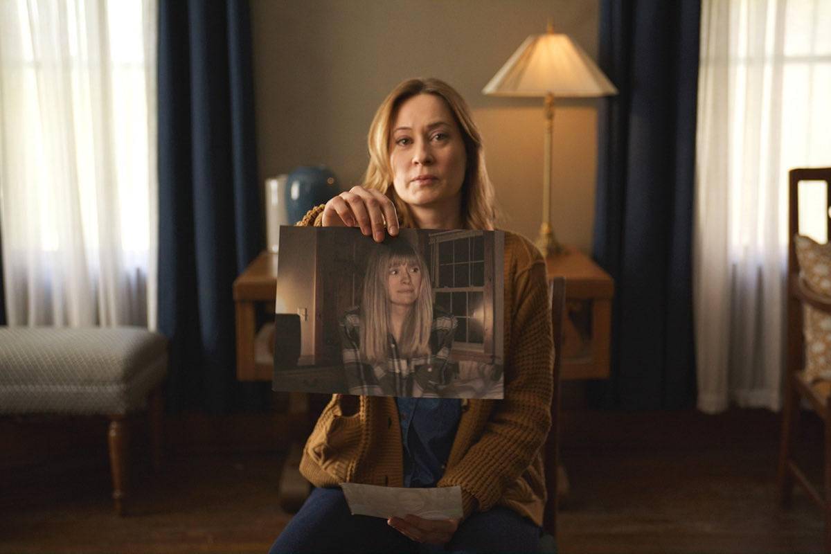 Review Film Shelby Oaks, Debut Horor dari Kritikus Terkenal.jpeg