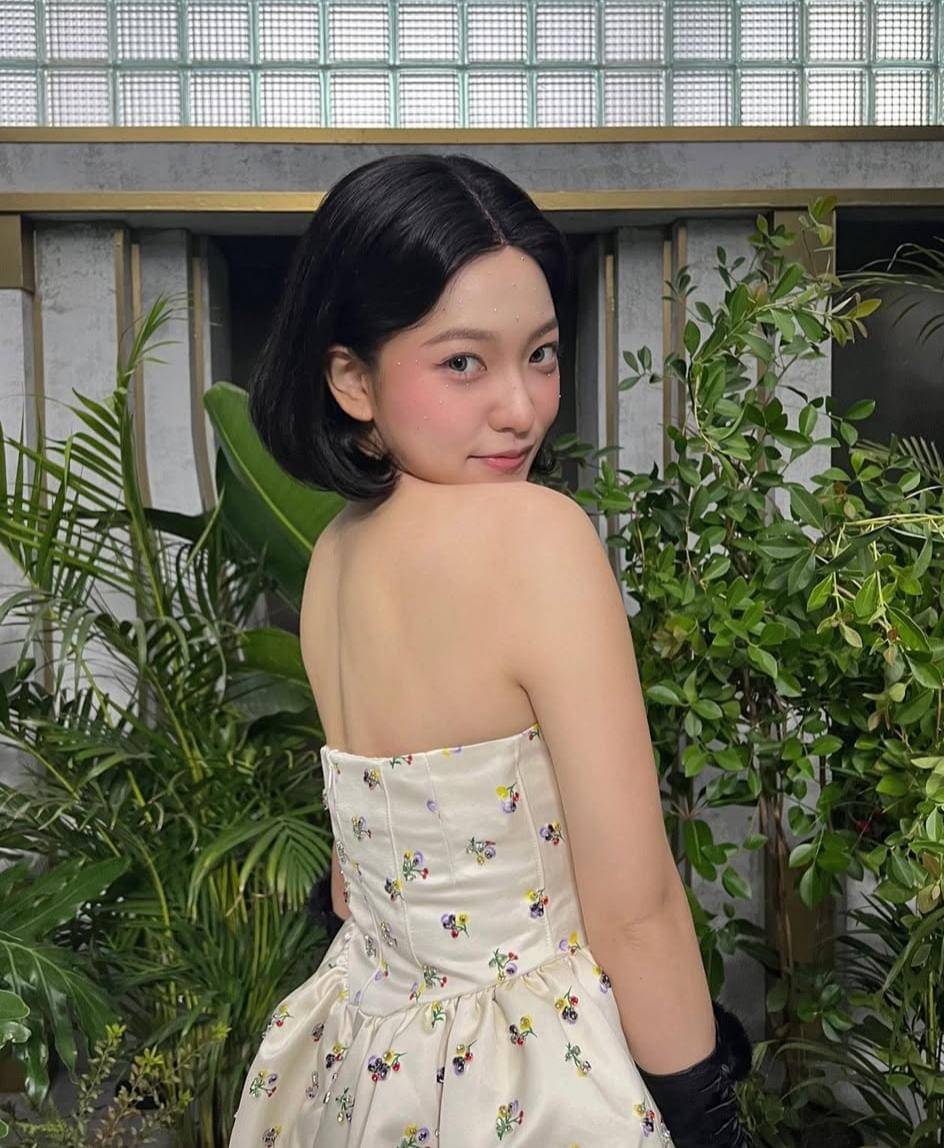 Yeri Red Velvet (instagram.com/yerimiese)