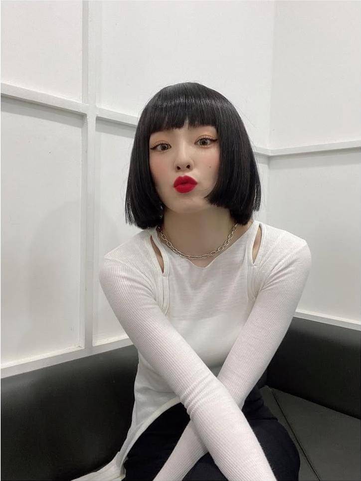 Irene Red Velvet (instagram.com/renebaebae)