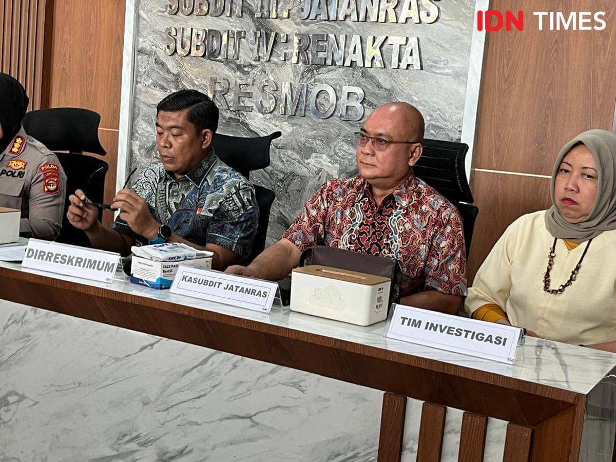 Konferensi pers penetapan tersangka kasus kekerasan kegiatan pendidikan dasar Mahepel Unila oleh Polda Lampung.