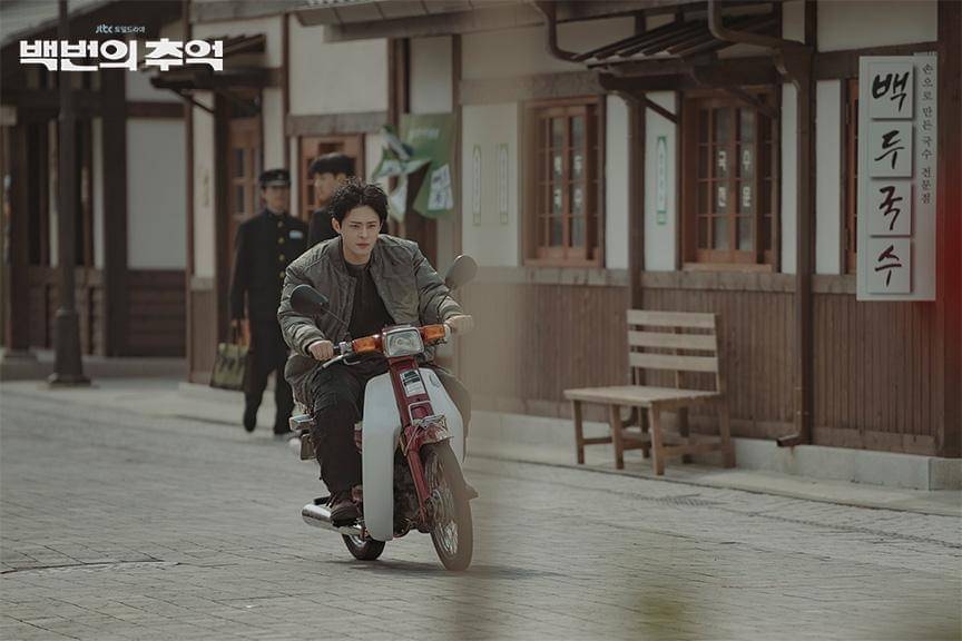 cuplikan drama A Hundred Memories