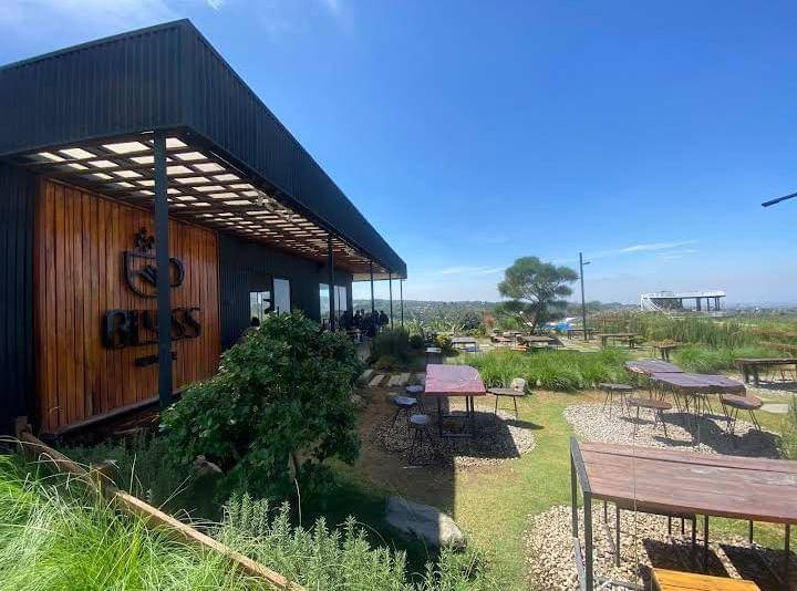 Blyss Cafe