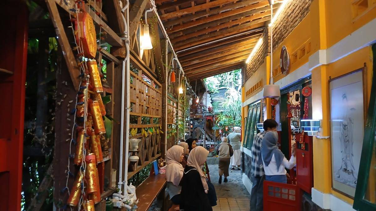 Warung Roekoen Pasar Senen