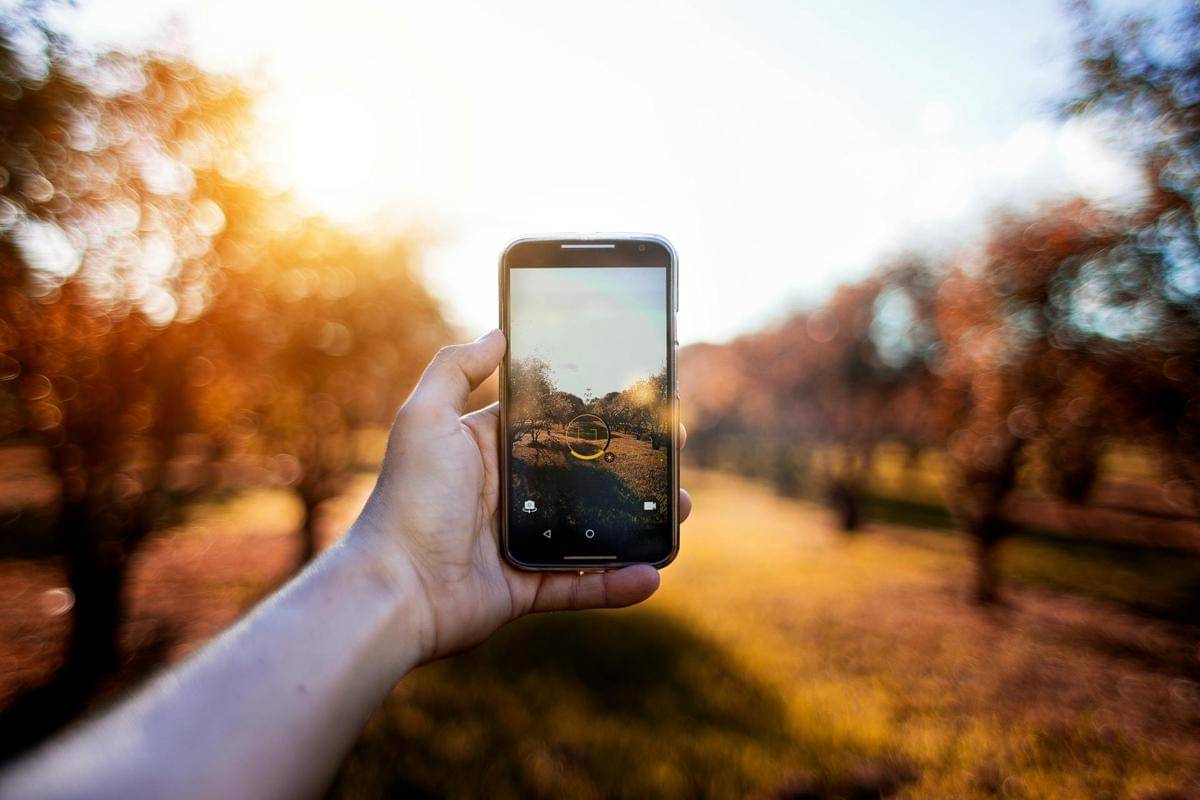 ilustrasi fotografi mobile