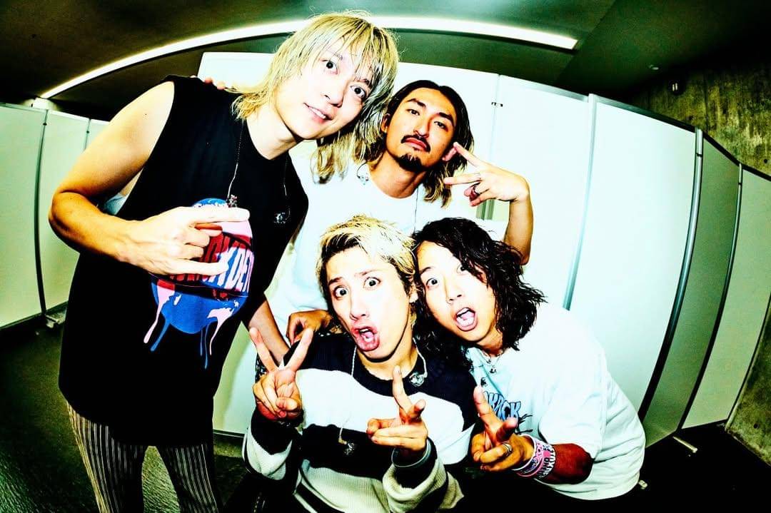 ONE OK ROCK