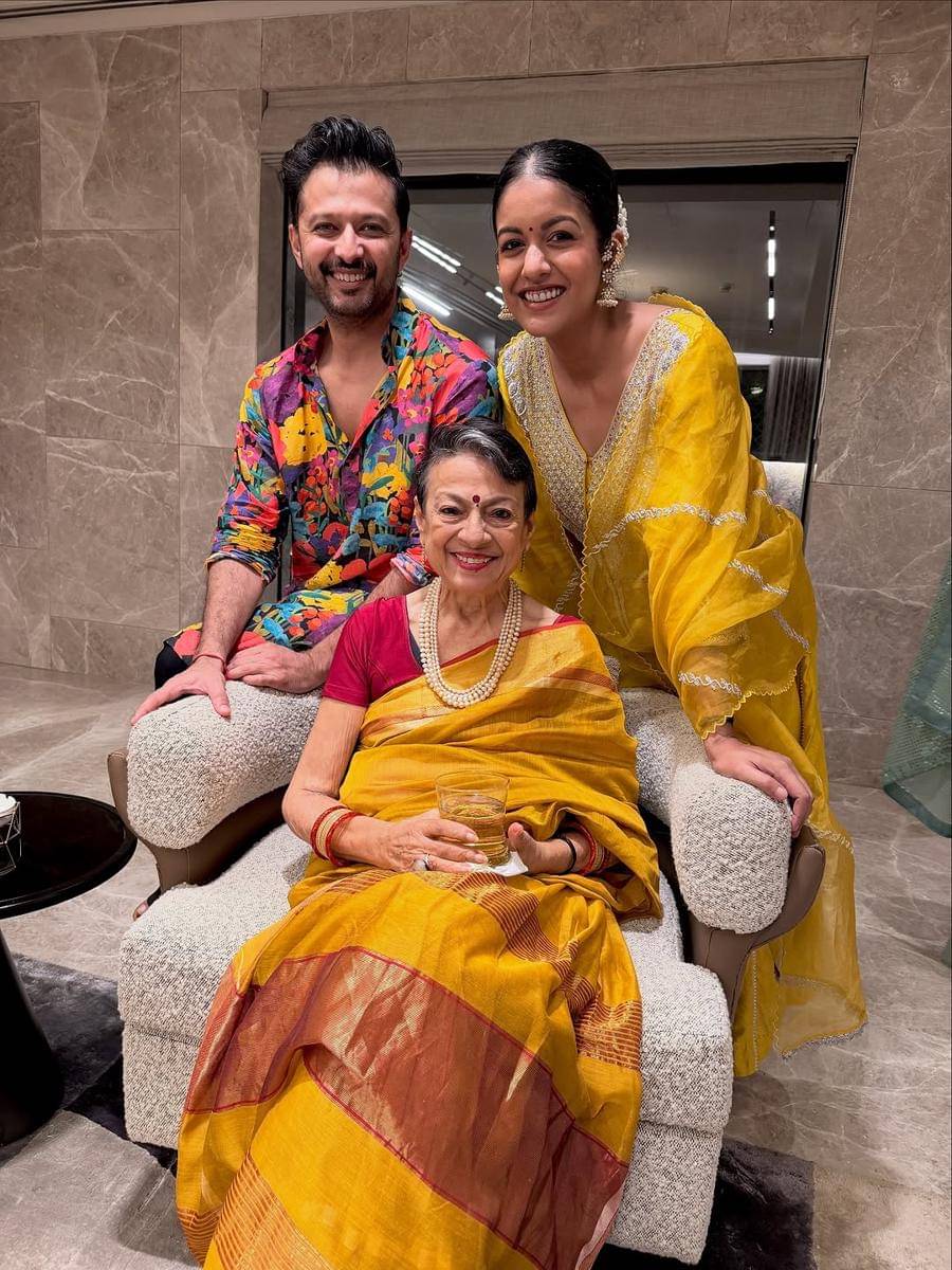 Ishita Dutta dan Tanuja