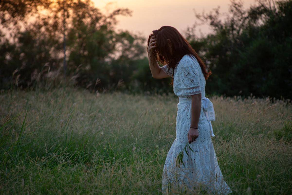 ilustrasi lace dress